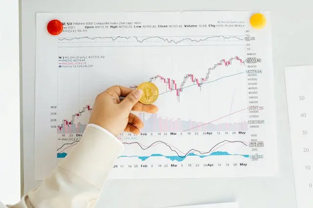 grafica y una moneda de blockchain